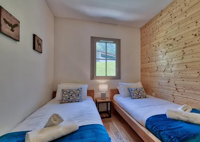 Base Camp: Ferme De Montenvers *